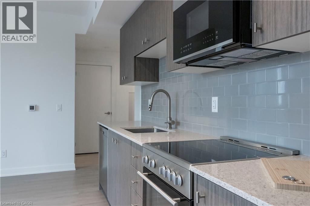 510 - 25 WELLINGTON STREET SOUTH Image 9