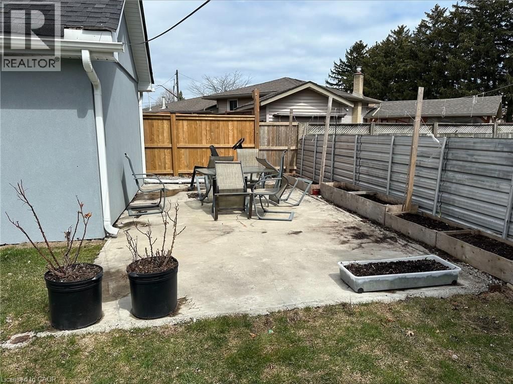 251 KING STREET EAST Image 33