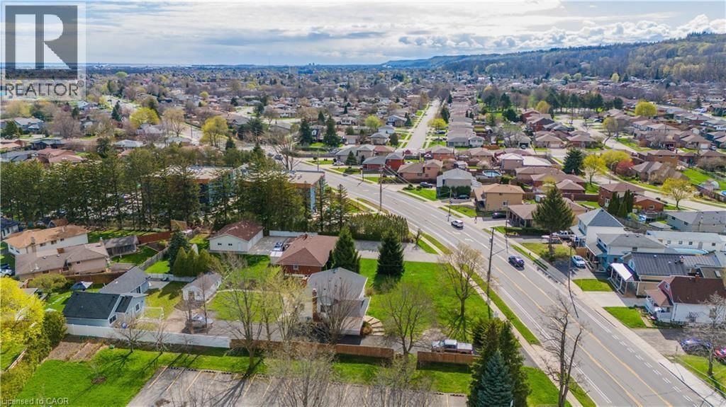 251 KING STREET EAST Image 43