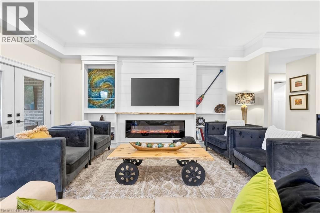 50 BLUENOSE DRIVE Image 12