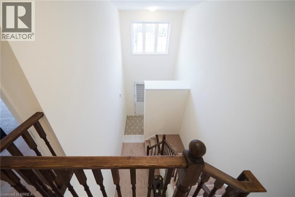 90 HITCHMAN STREET Image 14