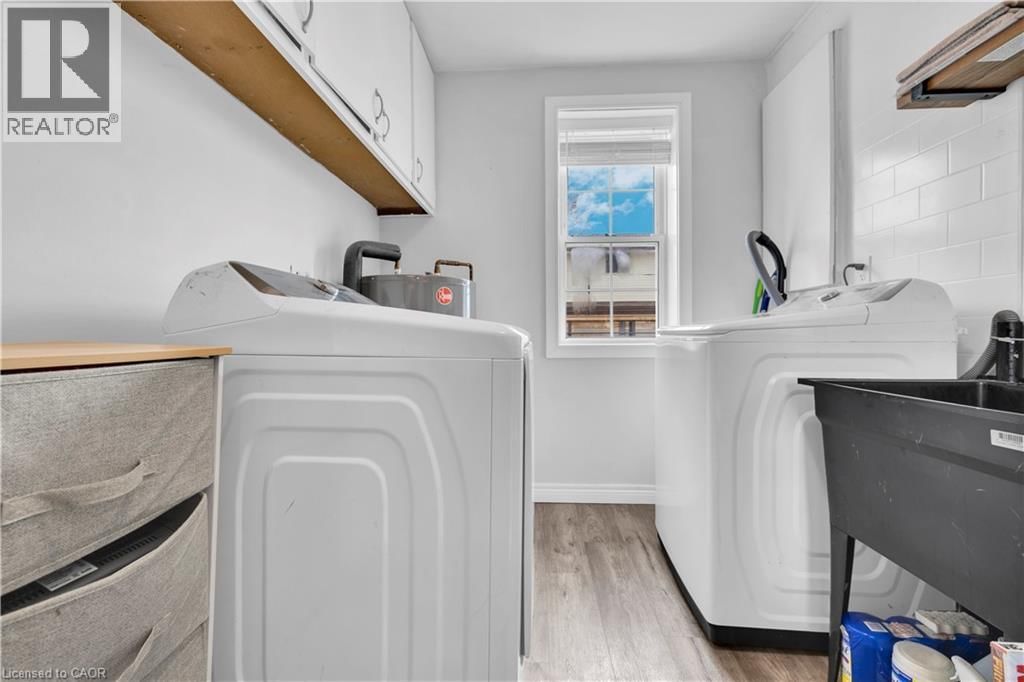 1030 OAK AVENUE Image 26