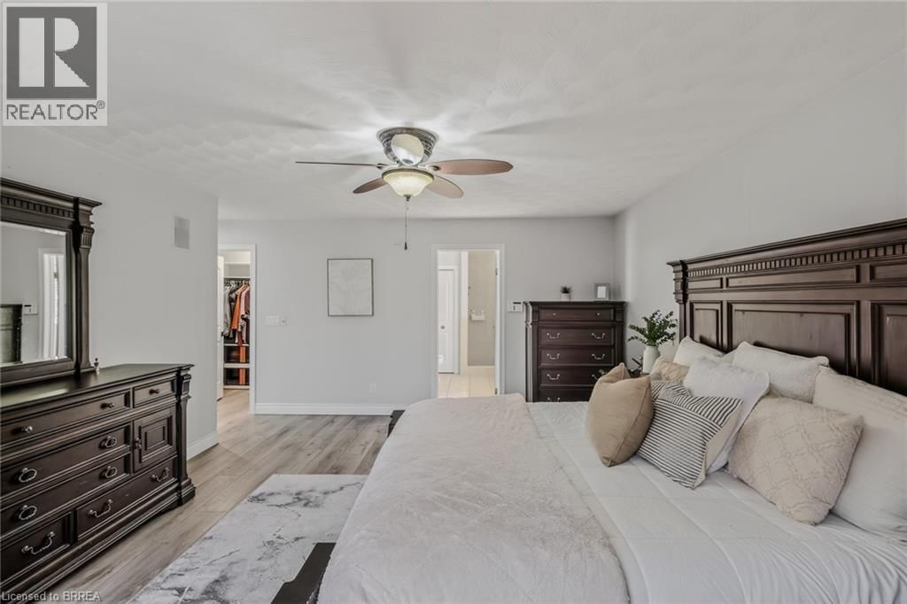 27 KERR SHAVER TERRACE Image 21