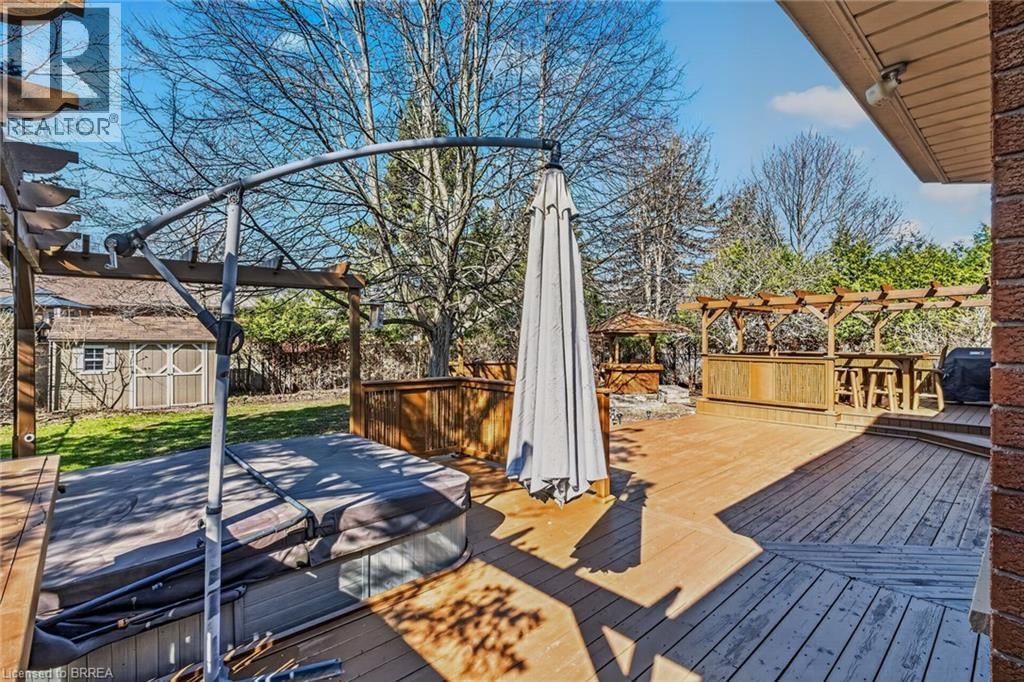 27 KERR SHAVER TERRACE Image 47