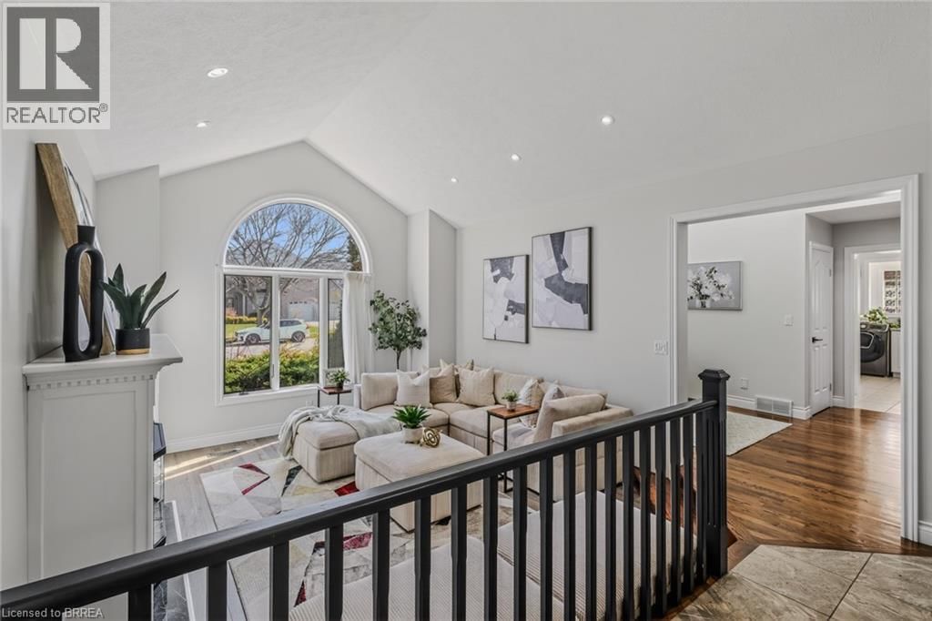 27 KERR SHAVER TERRACE Image 7