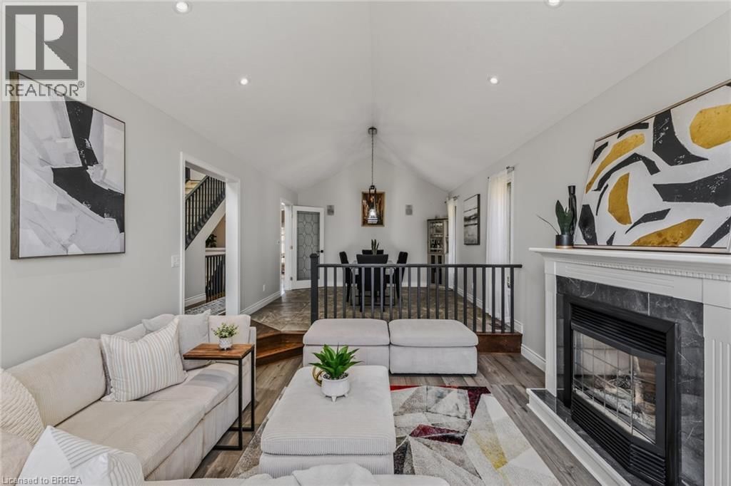 27 KERR SHAVER TERRACE Image 8