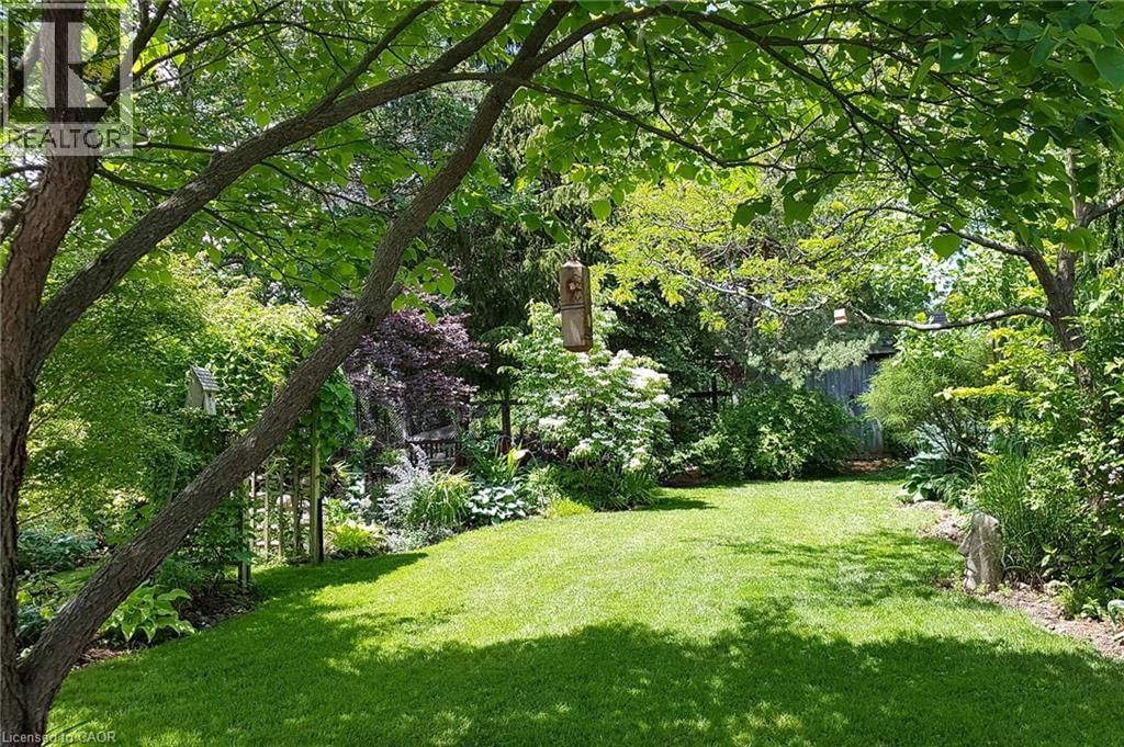 72 NATIONAL DRIVE Image 48