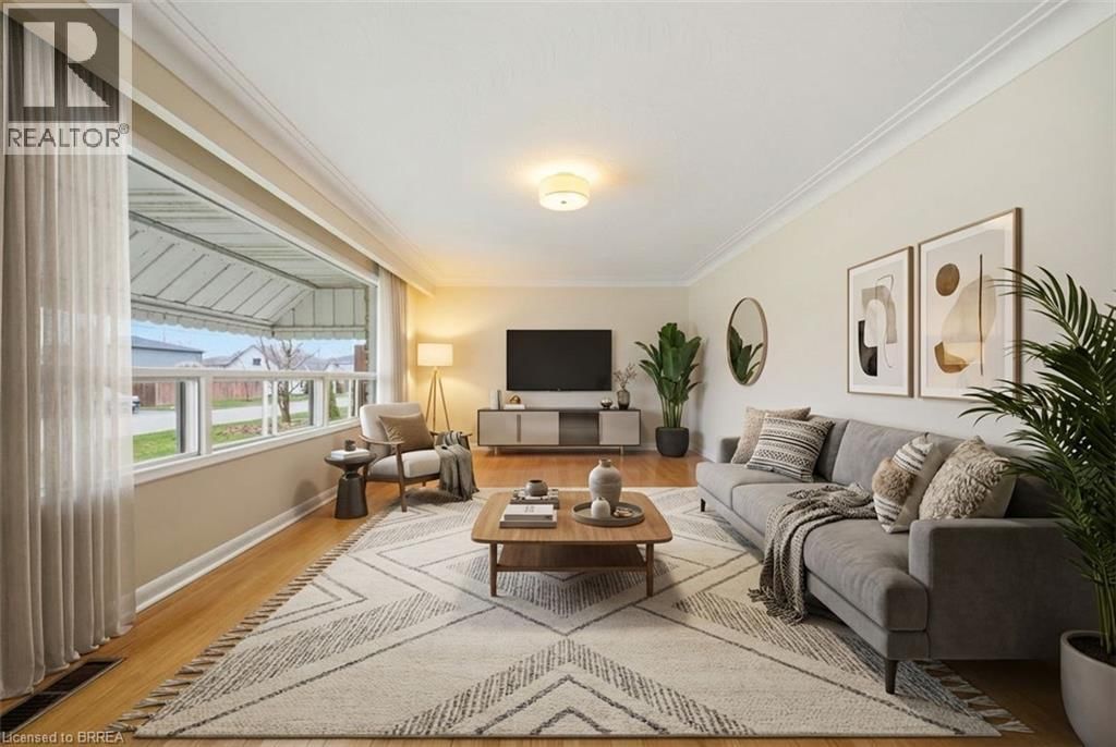 51 GRAHAM AVENUE Image 4