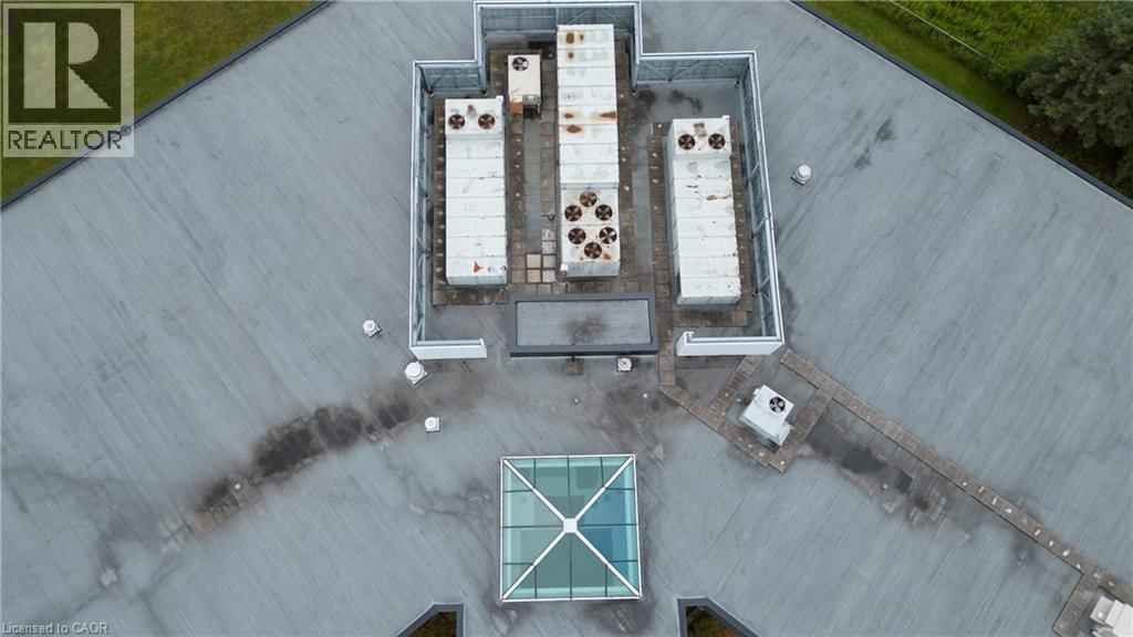 575 RIVERBEND DRIVE Image 10