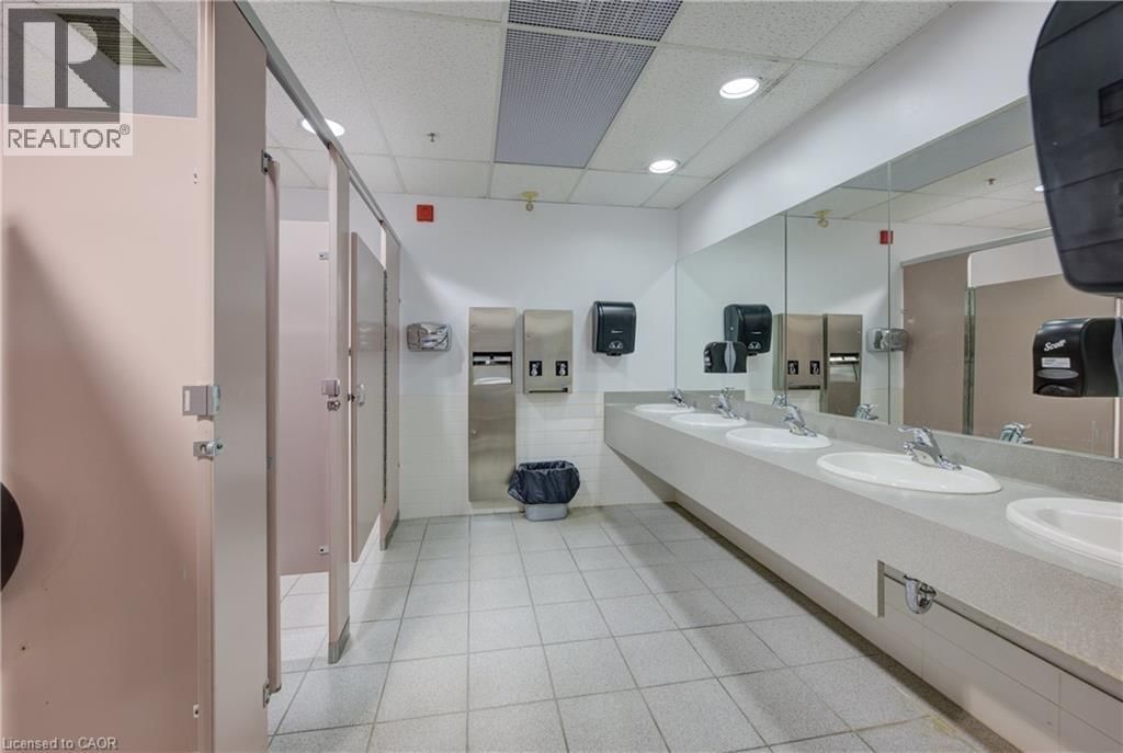 575 RIVERBEND DRIVE Image 36