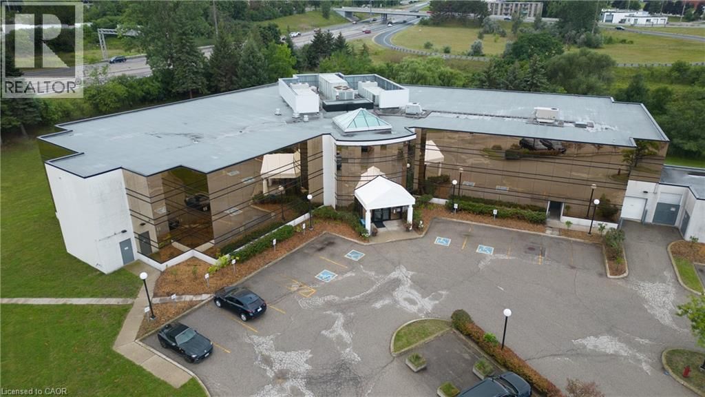 575 RIVERBEND DRIVE Image 4