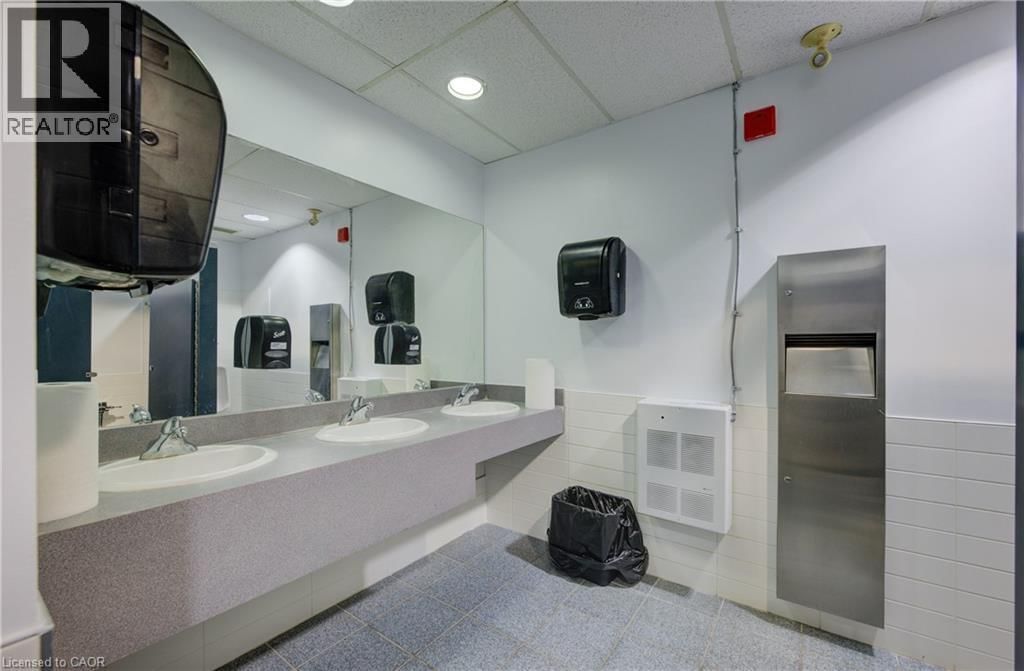 575 RIVERBEND DRIVE Image 42