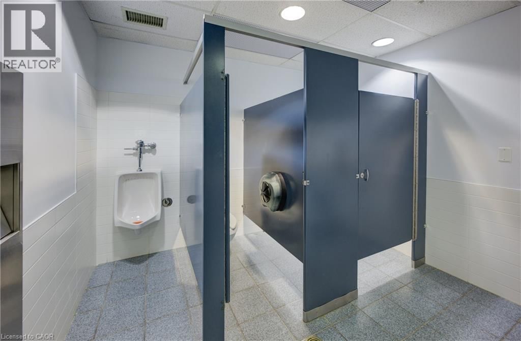 575 RIVERBEND DRIVE Image 43