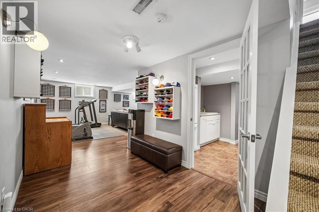 3481 REGAL ROAD Image 33