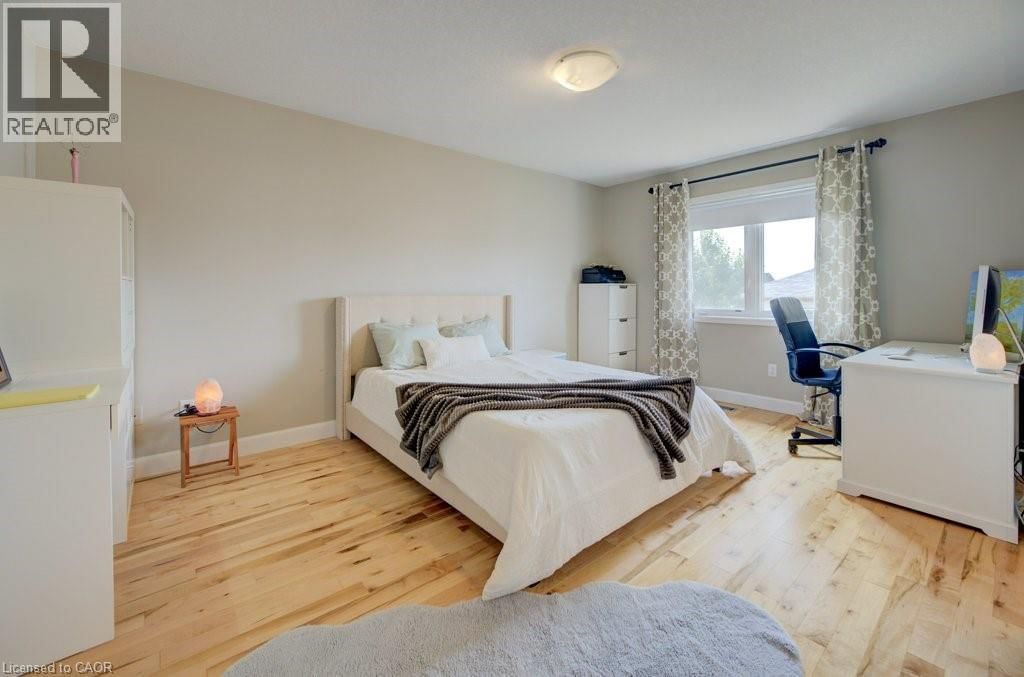 103 WAKEFIELD STREET Image 29