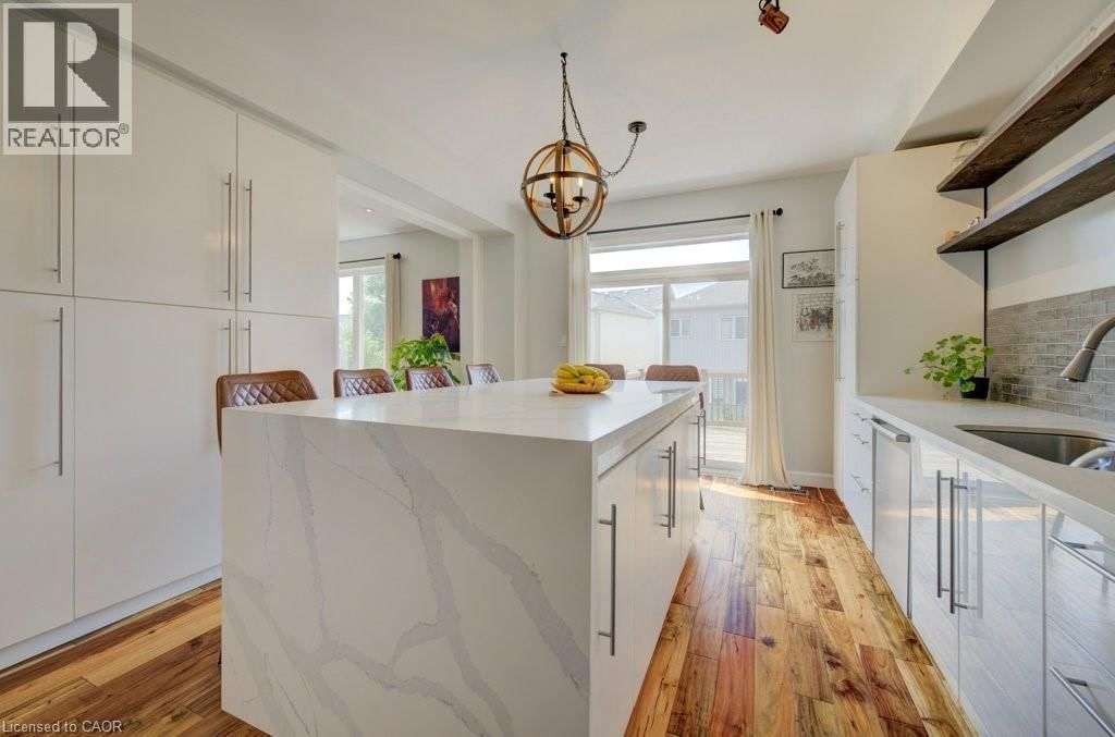 103 WAKEFIELD STREET Image 9