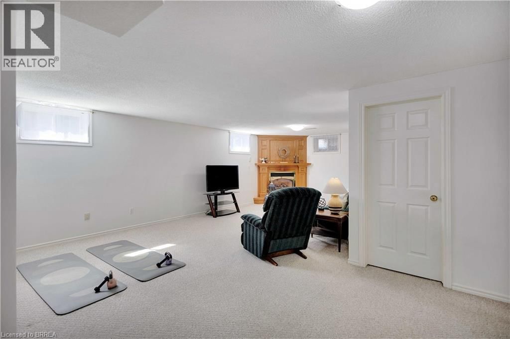 11 - 570 WEST STREET Image 16