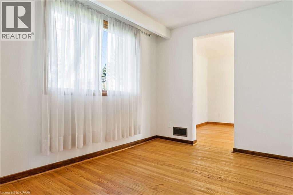 1193 SIXTH LINE Image 11