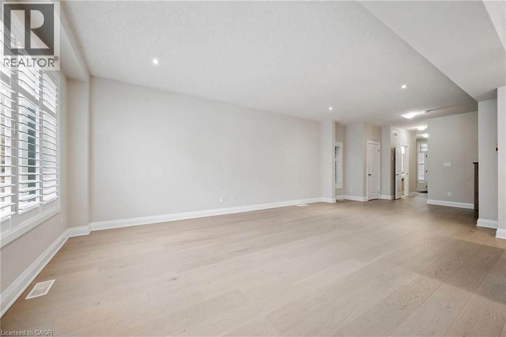 643 WILD RYE STREET Image 12