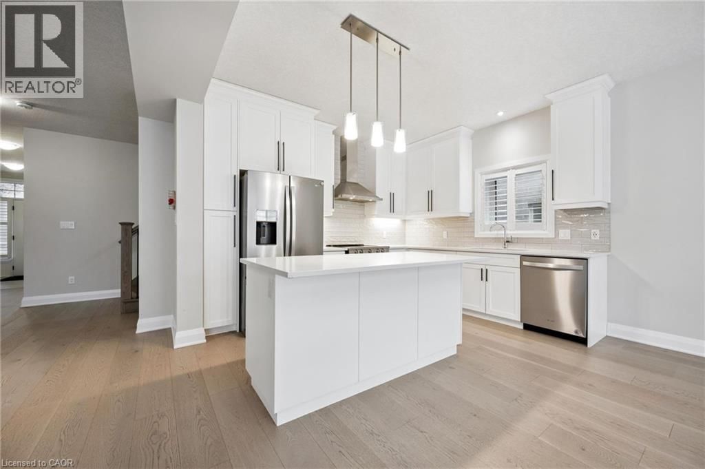 643 WILD RYE STREET Image 13