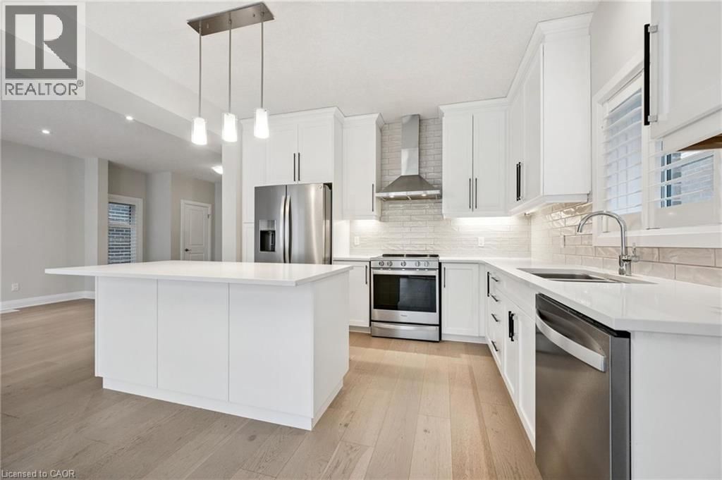 643 WILD RYE STREET Image 18