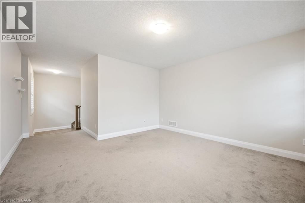 643 WILD RYE STREET Image 26