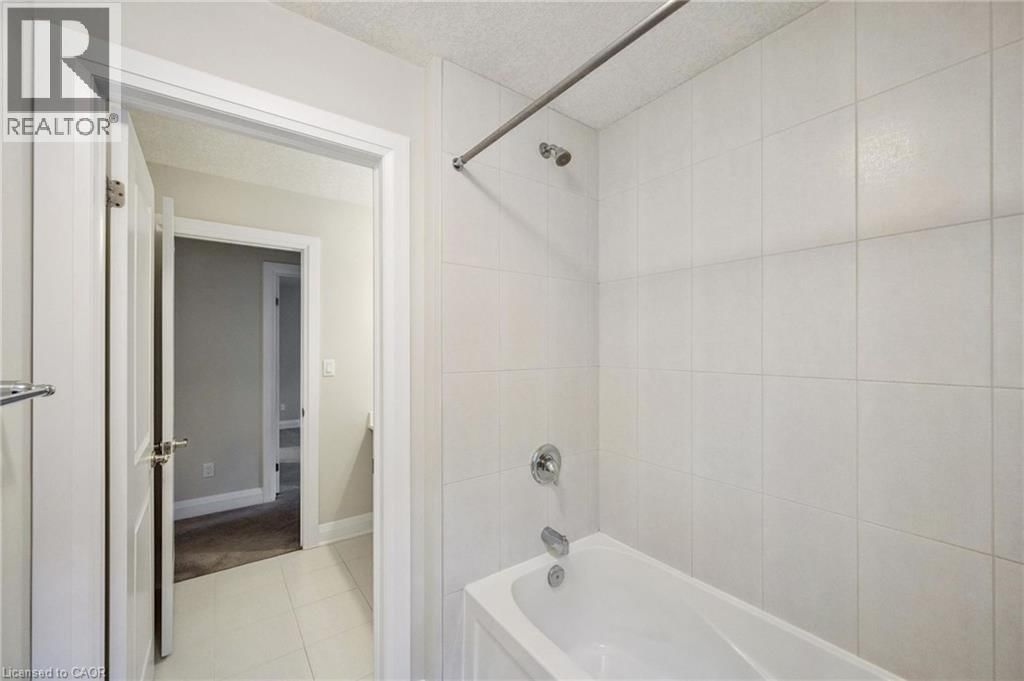 643 WILD RYE STREET Image 40