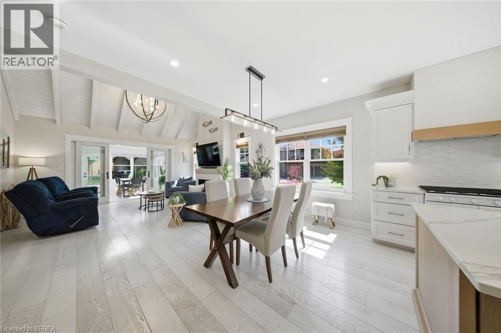 20 - 80 NEW LAKESHORE ROAD Image 15