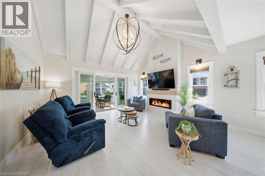 20 - 80 NEW LAKESHORE ROAD Image 16