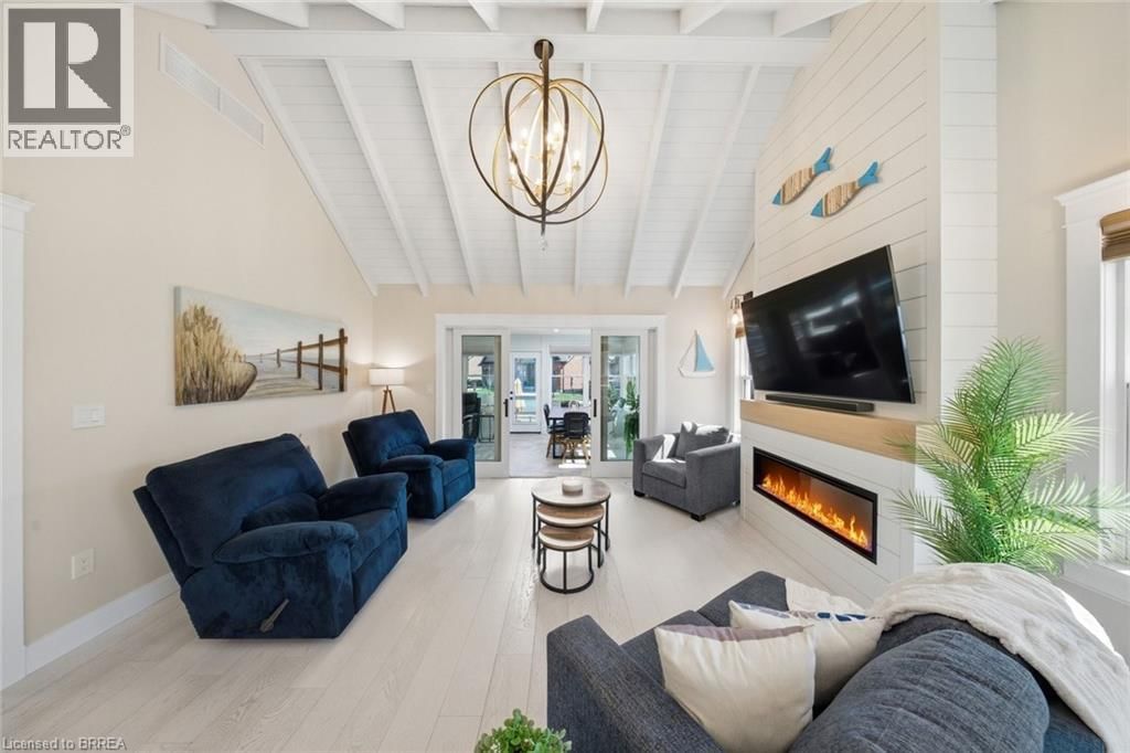 20 - 80 NEW LAKESHORE ROAD Image 17