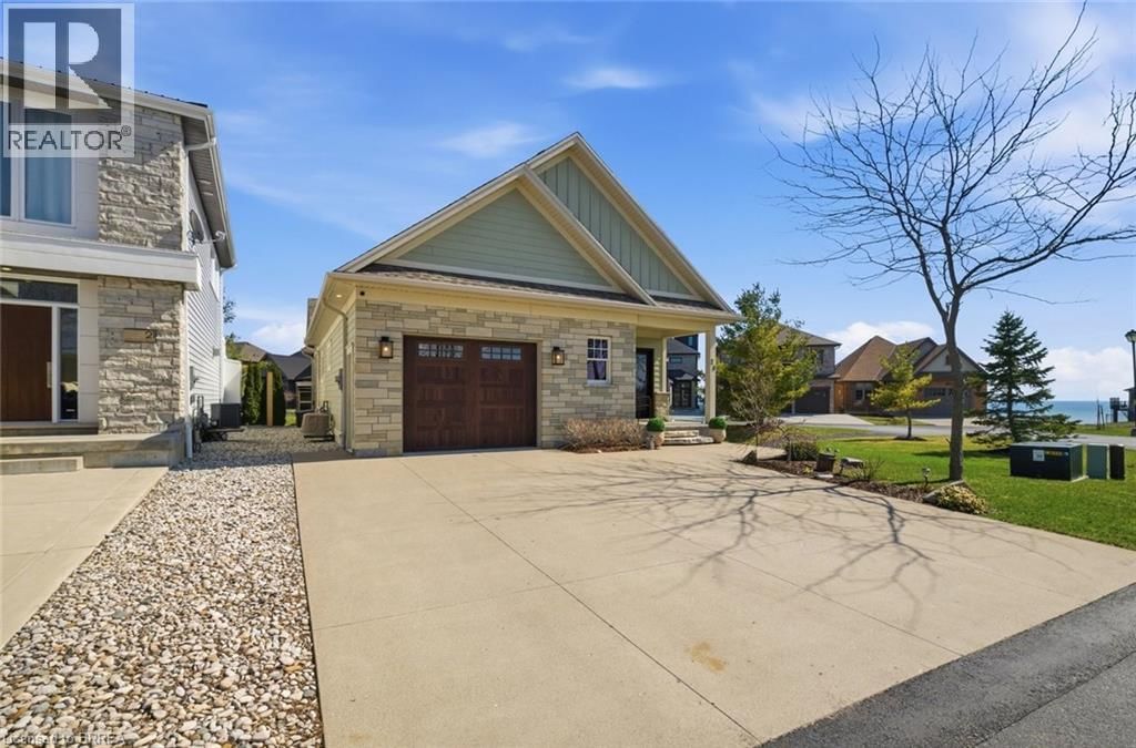 20 - 80 NEW LAKESHORE ROAD Image 2