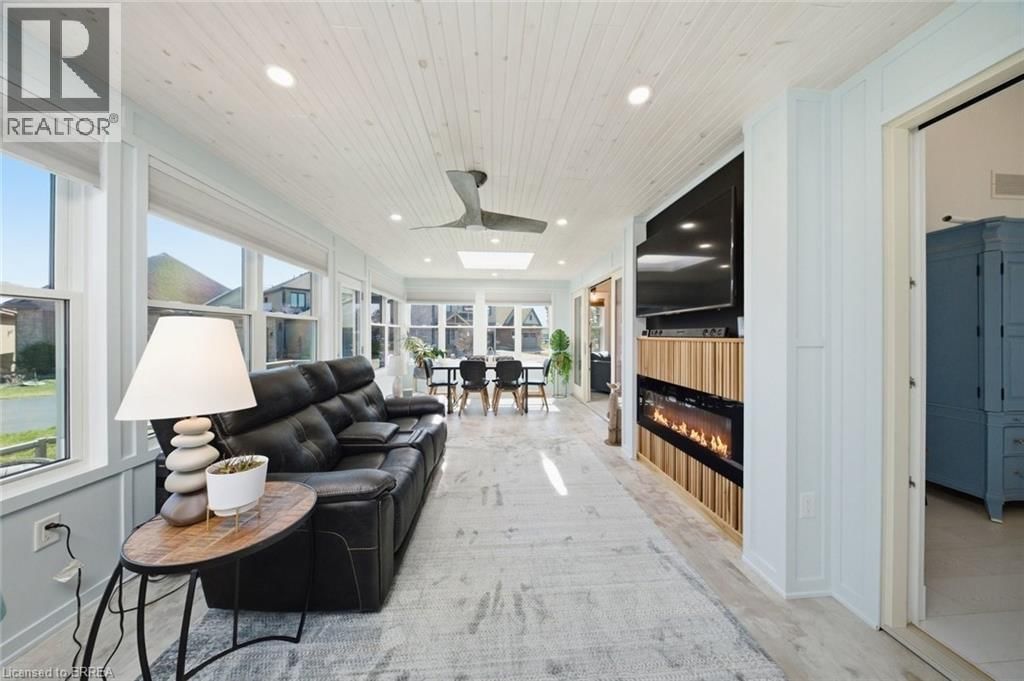 20 - 80 NEW LAKESHORE ROAD Image 21