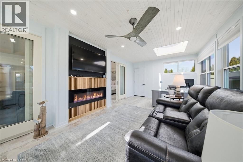 20 - 80 NEW LAKESHORE ROAD Image 22