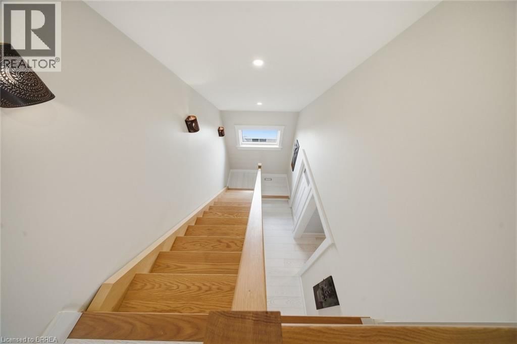 20 - 80 NEW LAKESHORE ROAD Image 30