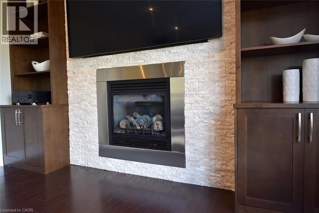 483 VALRIDGE DRIVE Image 26