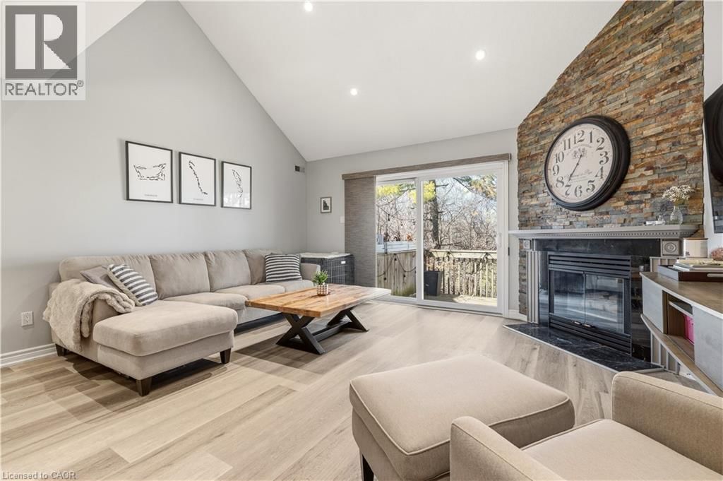 235 - 2110 CLEAVER AVENUE Image 4