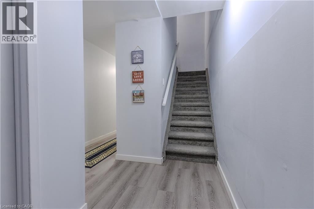 5 - 1570 RICHMOND STREET Image 18