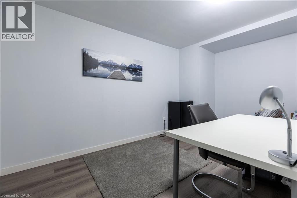 5 - 1570 RICHMOND STREET Image 20