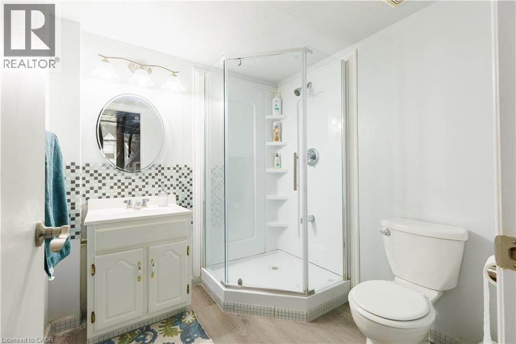 5 - 1570 RICHMOND STREET Image 21