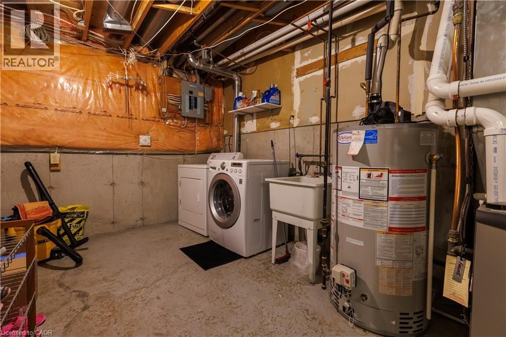 5 - 1570 RICHMOND STREET Image 23