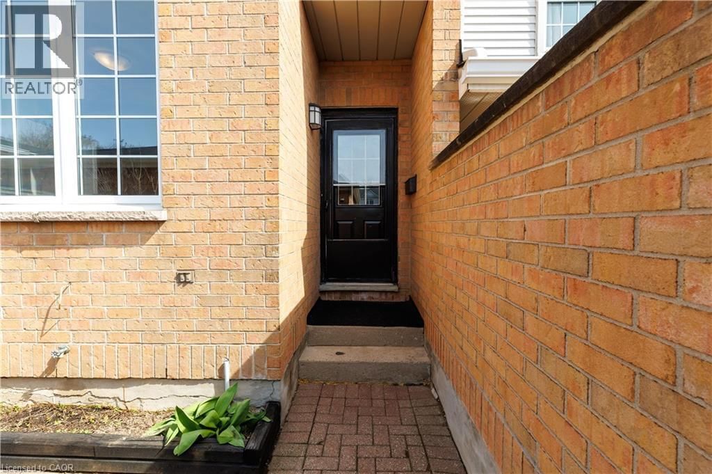 5 - 1570 RICHMOND STREET Image 5