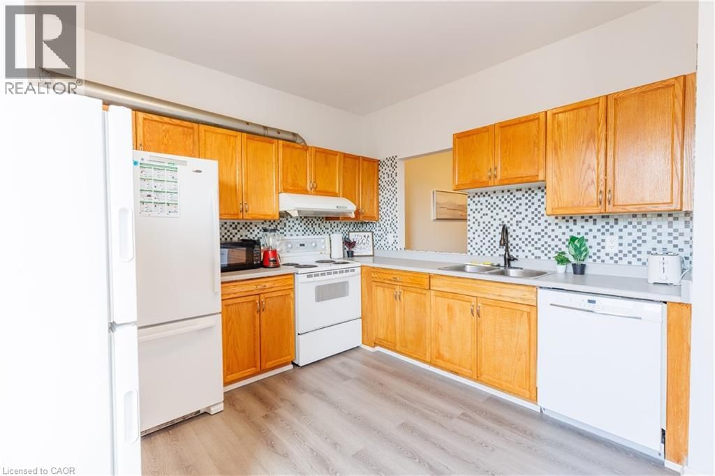 5 - 1570 RICHMOND STREET Image 6