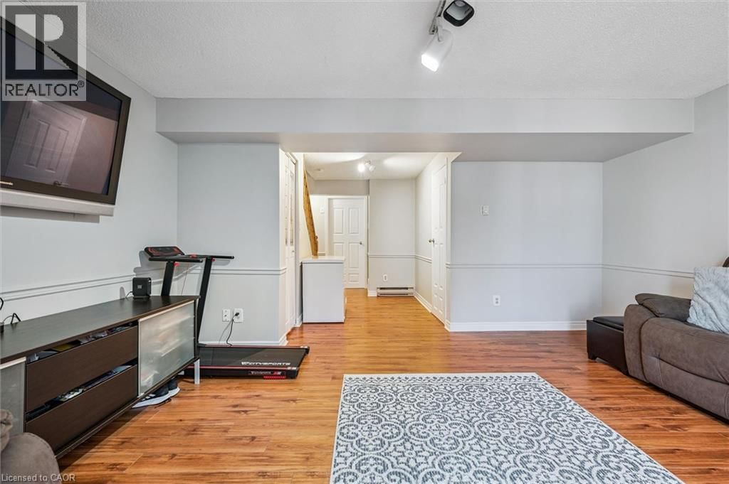 101 CONNELLY DRIVE Image 35