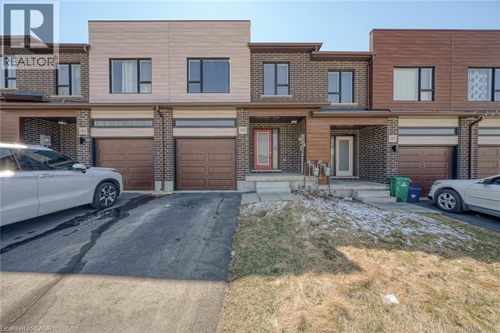 95 QUEENSBROOK CRESCENT Image 1