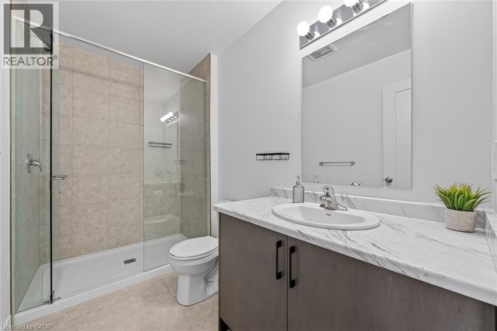 95 QUEENSBROOK CRESCENT Image 39