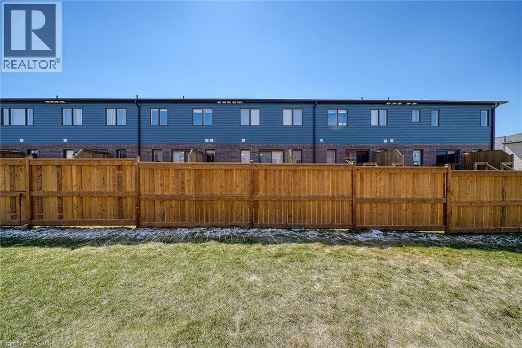 95 QUEENSBROOK CRESCENT Image 4