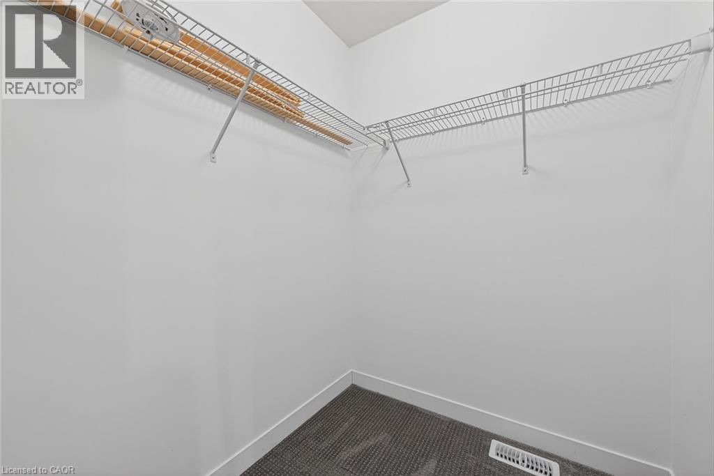 95 QUEENSBROOK CRESCENT Image 41