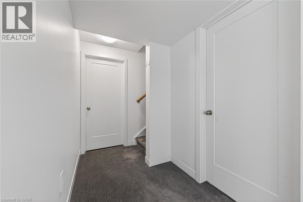 95 QUEENSBROOK CRESCENT Image 42