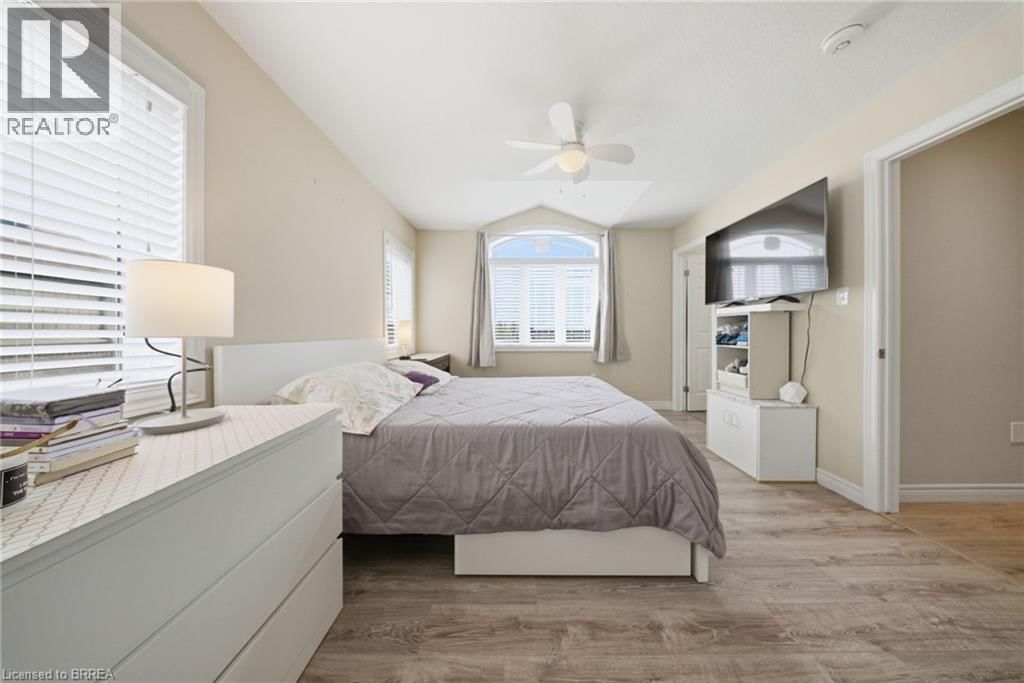 105 - 1220 RIVERBEND ROAD Image 13