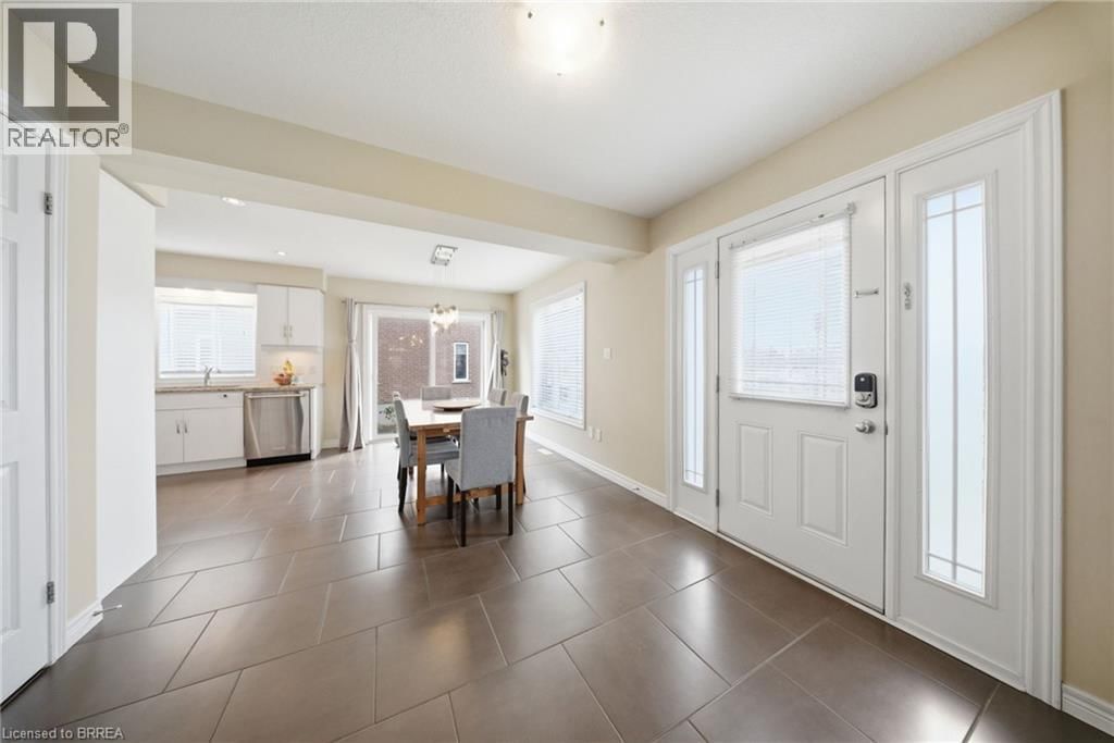 105 - 1220 RIVERBEND ROAD Image 5